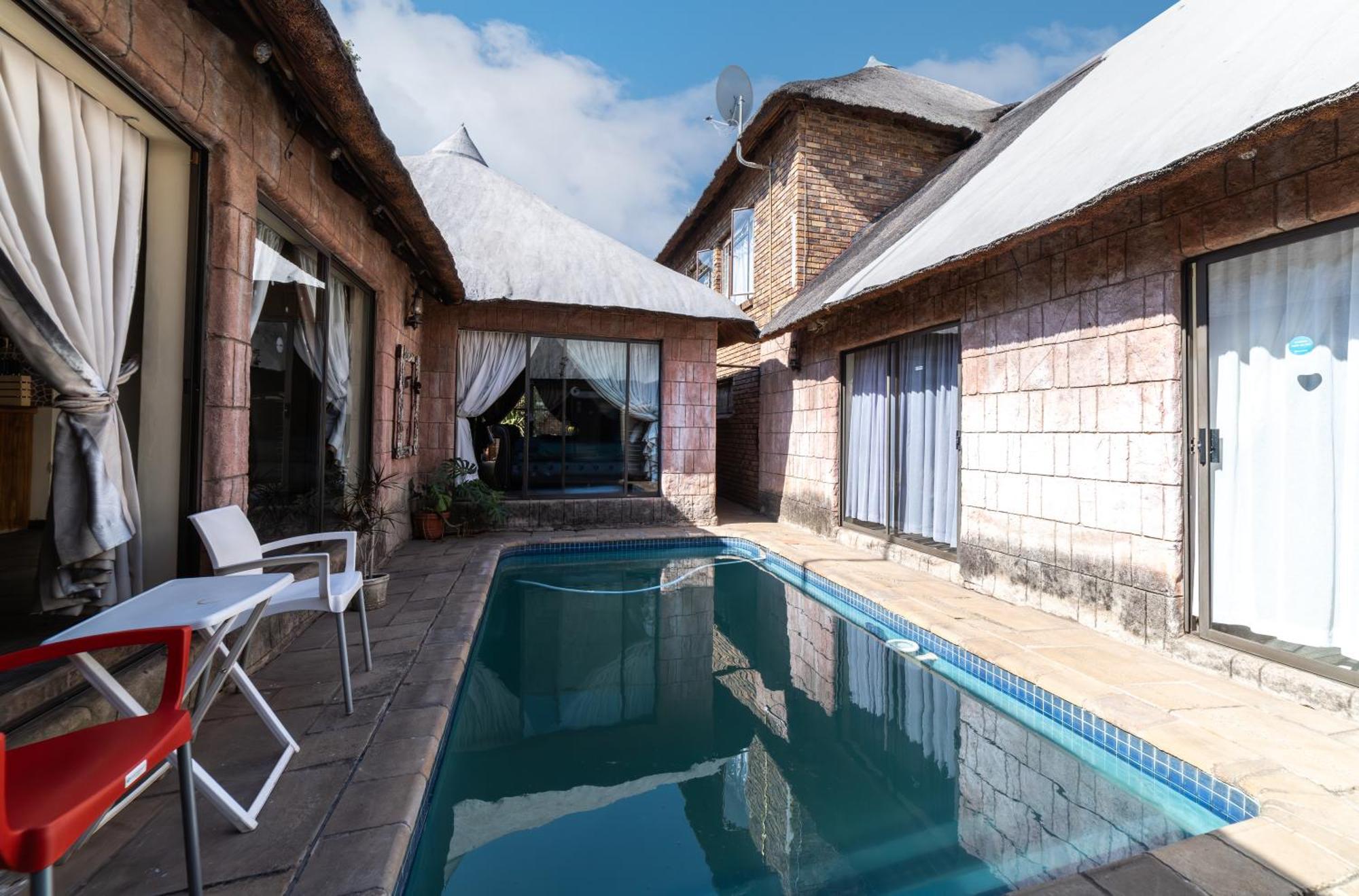 Thatch Haven Guesthouse Centurion Exterior foto