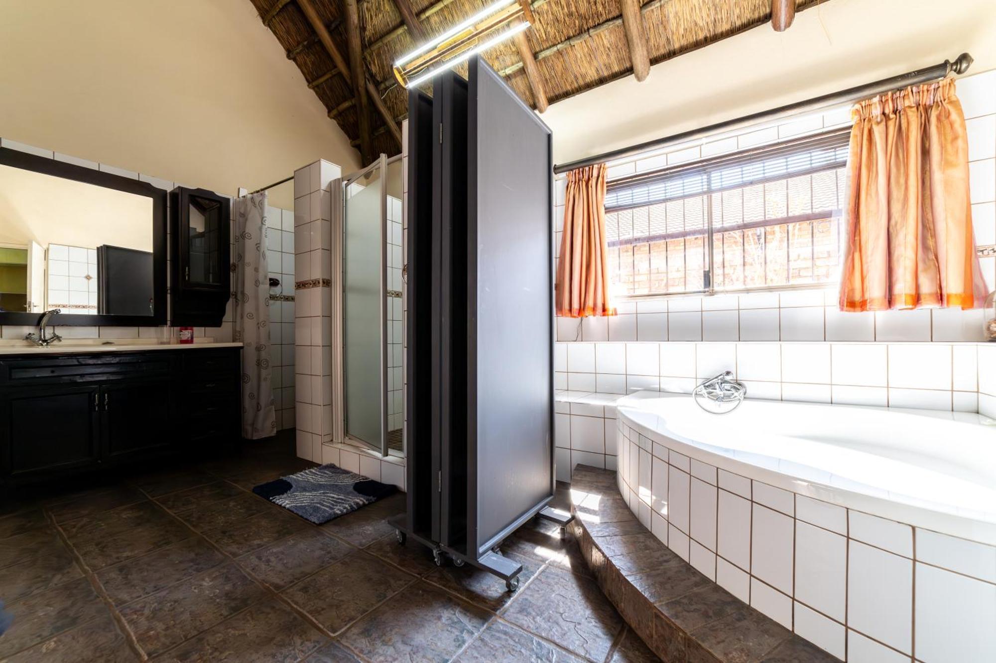 Thatch Haven Guesthouse Centurion Exterior foto